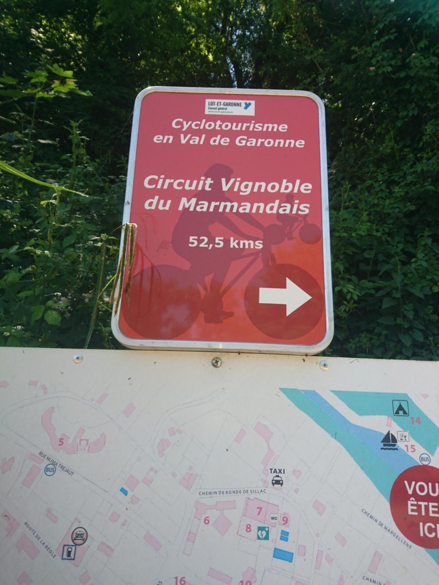 Location Meublée Au Milieu D'un écrin De Verdure Aux Vieux Fours Hébergement de vacances Noaillac
